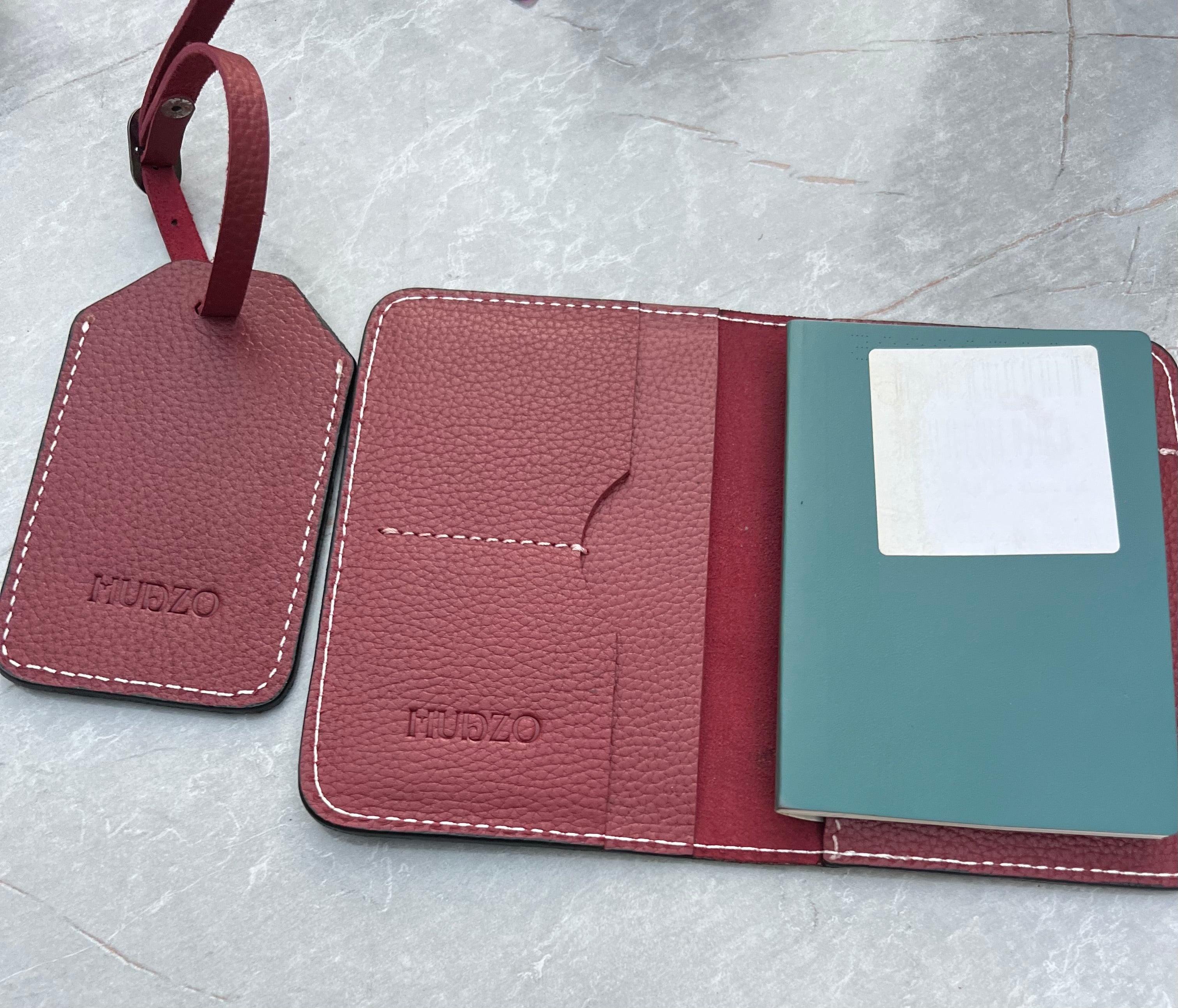 Passport cover + luggage tag