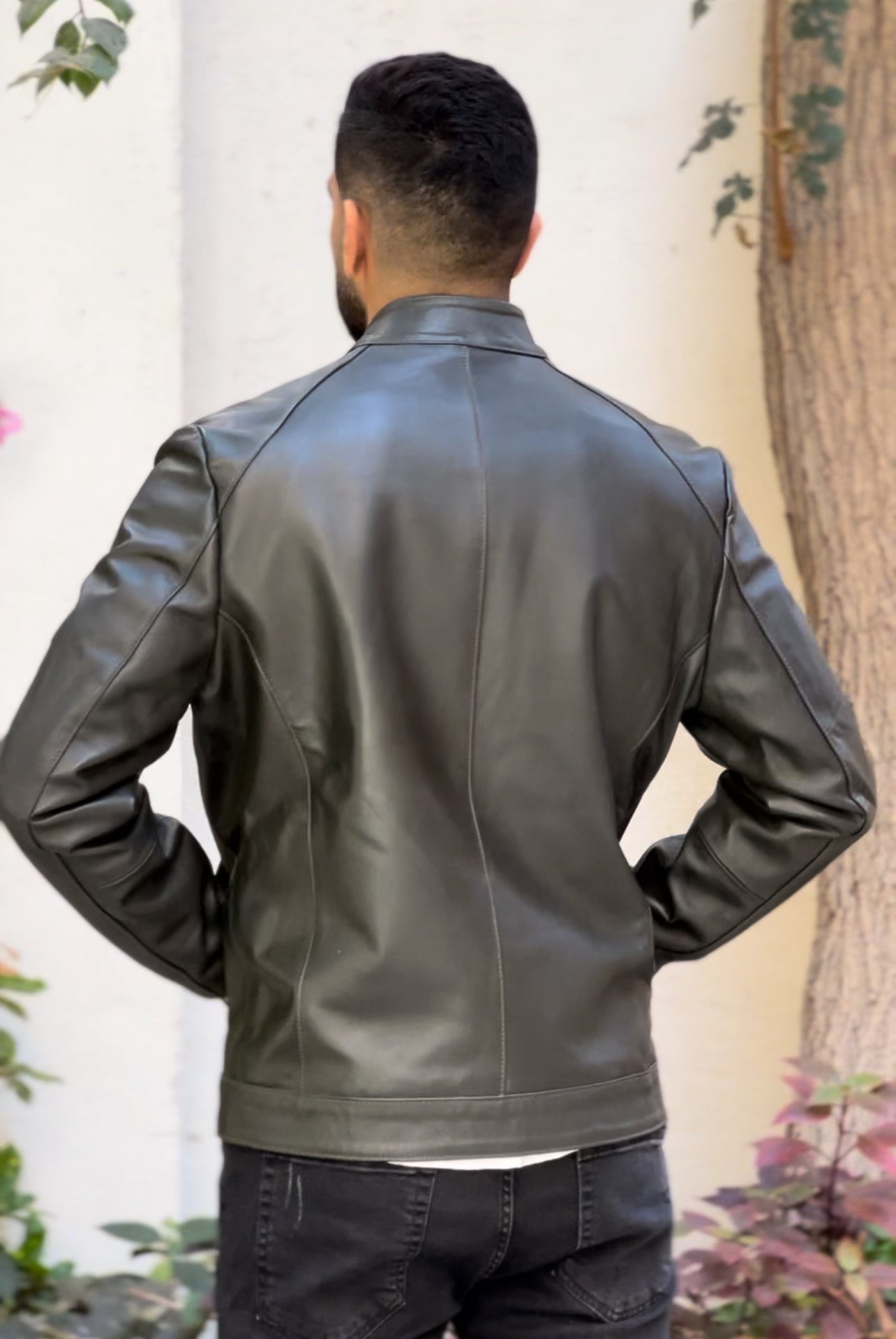 The Core – Classic Leather Jacket